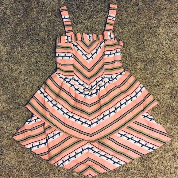 Kimchi Blue Dresses & Skirts - Kimchi Blue Patterned / Layered Dress